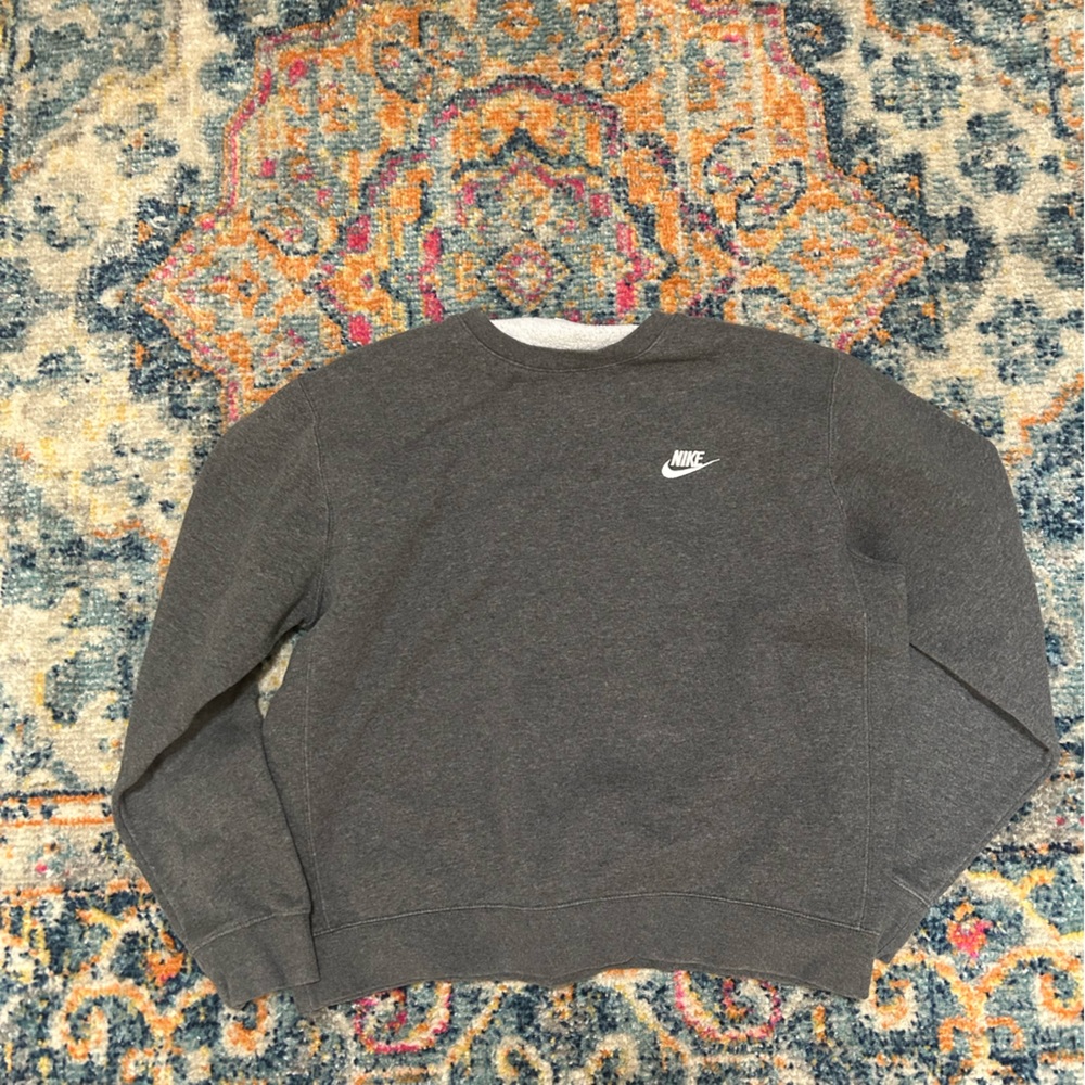 Women’s Nike Sweatshirt
